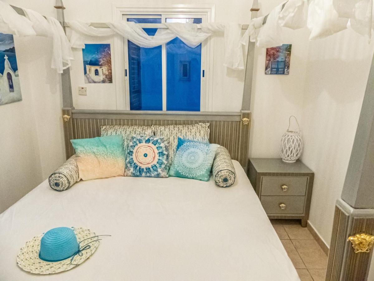 Greek Island Style 2 Bedroom Villa With Pool Next To The Sea Larnaca Exterior photo
