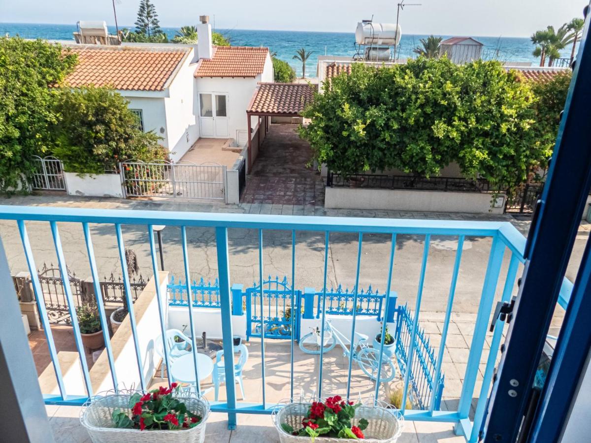 Greek Island Style 2 Bedroom Villa With Pool Next To The Sea Larnaca Exterior photo