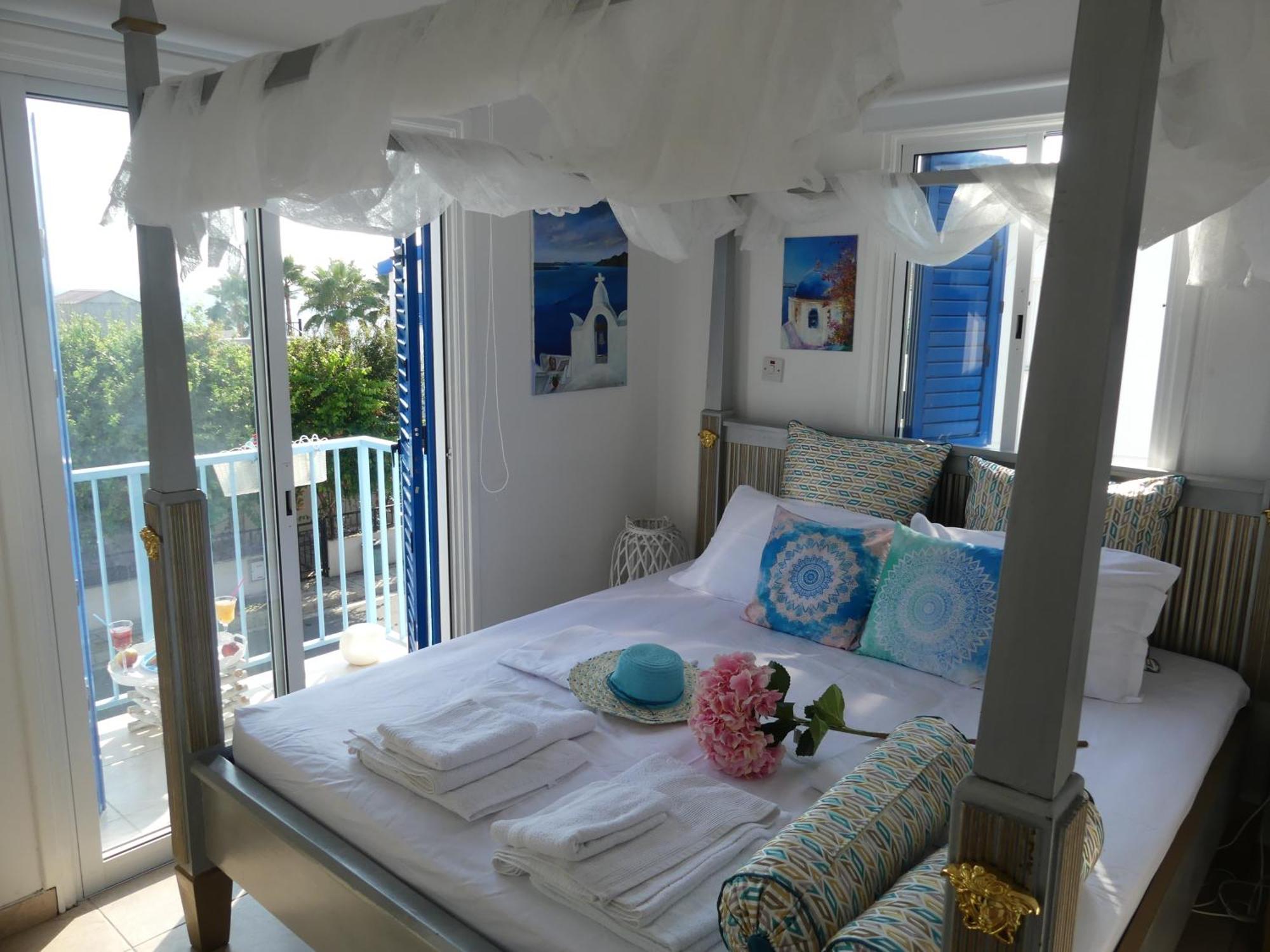 Greek Island Style 2 Bedroom Villa With Pool Next To The Sea Larnaca Exterior photo